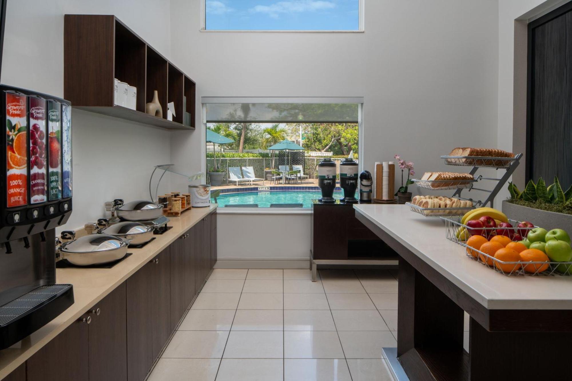 Springhill Suites Fort Lauderdale Airport Dania Beach Bagian luar foto