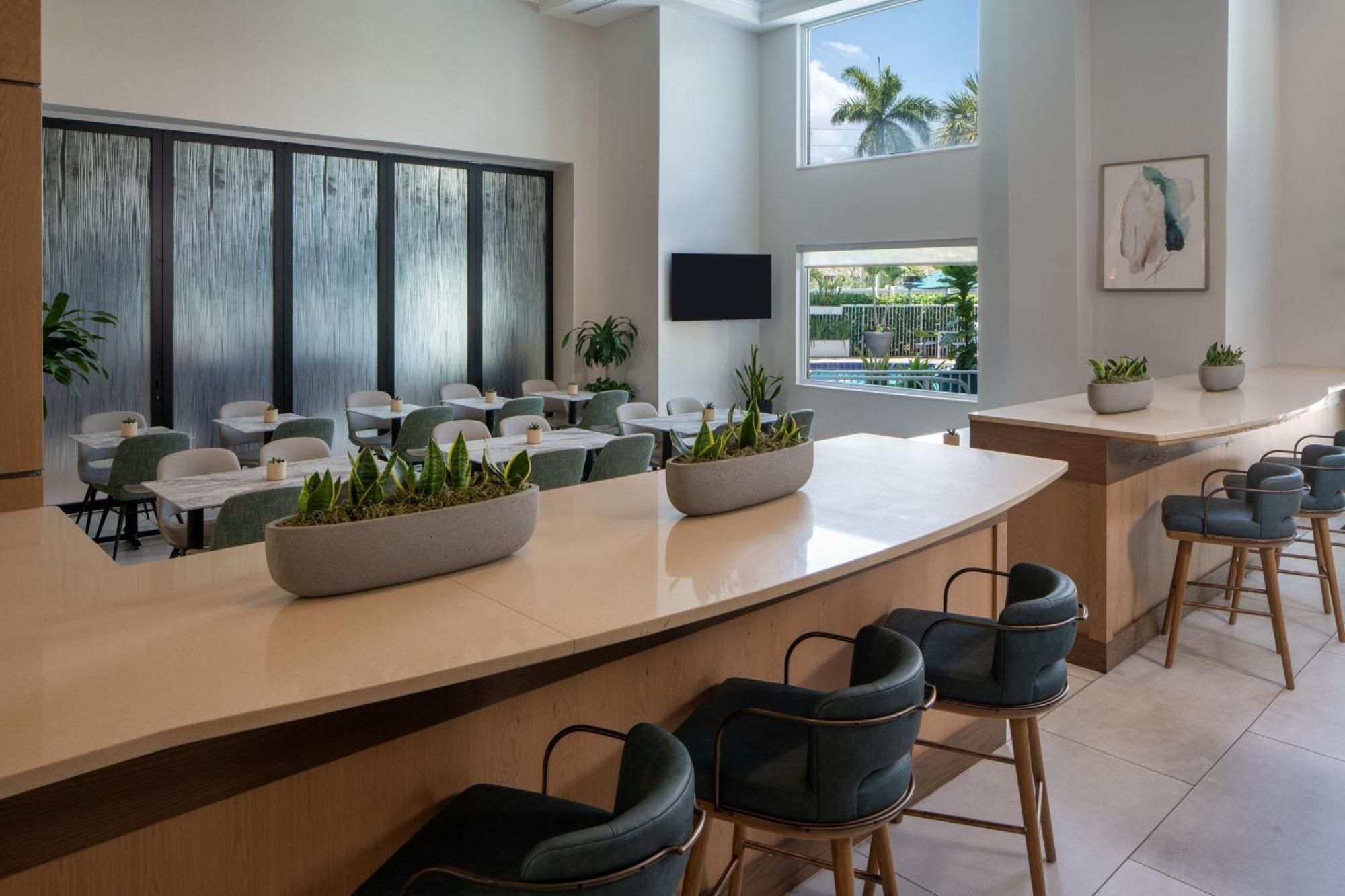 Springhill Suites Fort Lauderdale Airport Dania Beach Bagian luar foto
